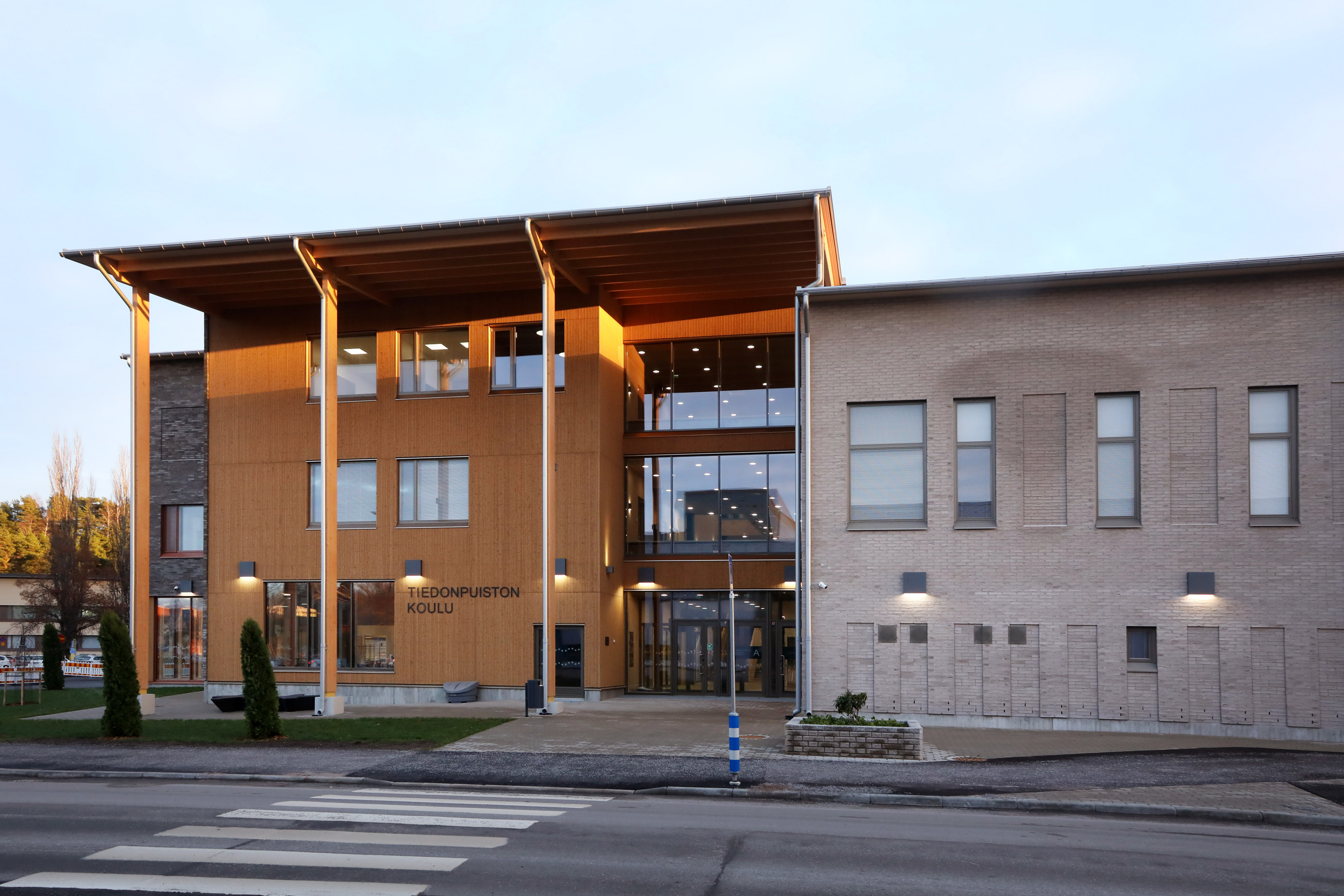 Tiedonpuisto School in Raisio