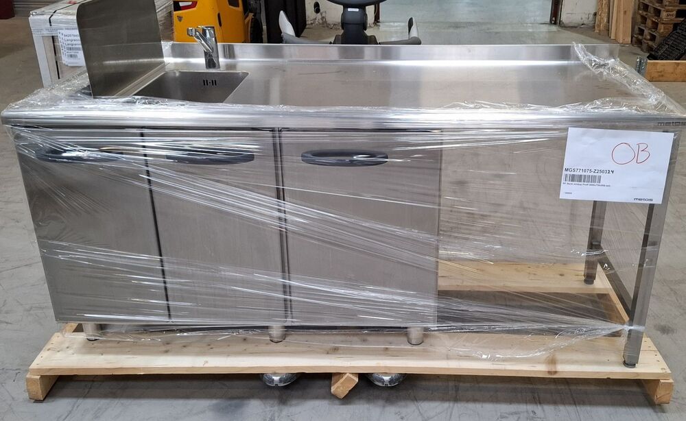 RF Benk m/kum og skap Proff 2000x750x900mm OUTLET